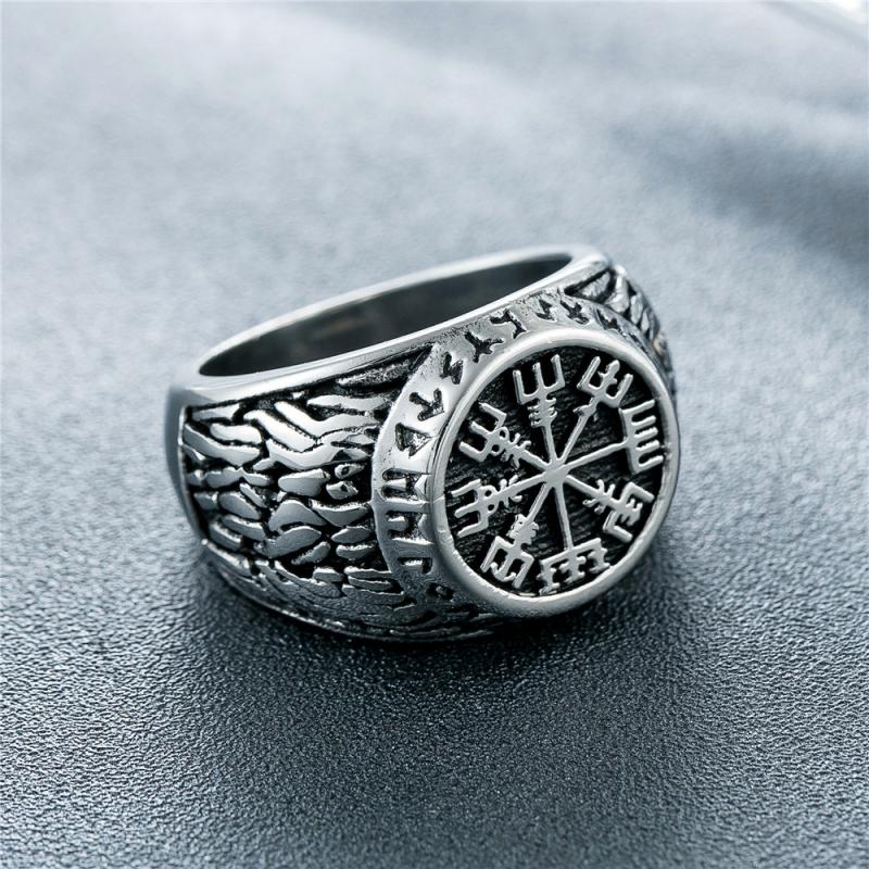 男性のためのヴィンテージバイキングランク記章リング、コセスカ - Signet Ring Men のレビューと価格
